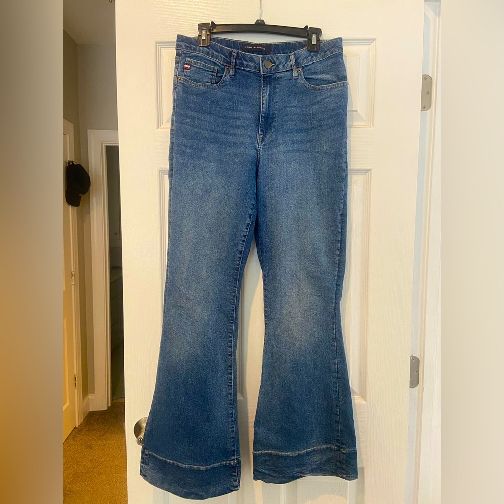 Classic Blue Tommy Hilfiger Flared Jeans